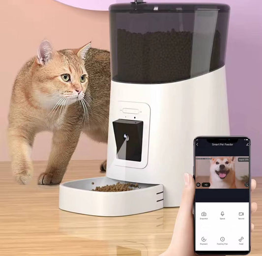 Very Smart Pet Feeder with HD Camera, App Control – Feed, Watch, and Talk to Your Pet Anytime
